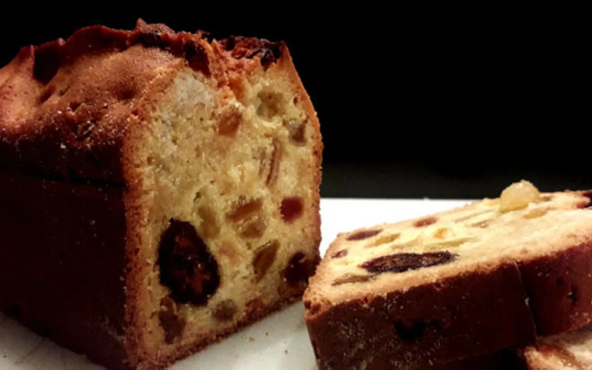 Cake au fruit tranché.