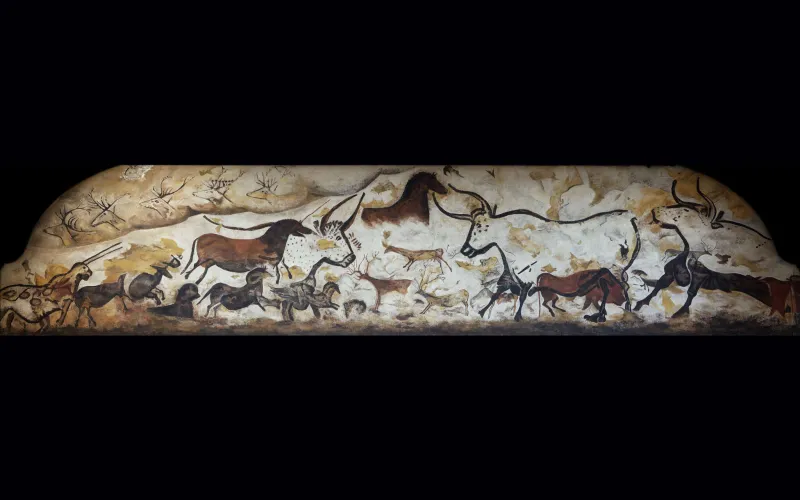 Reproduction de la rotonde de la grotte de Lascaux